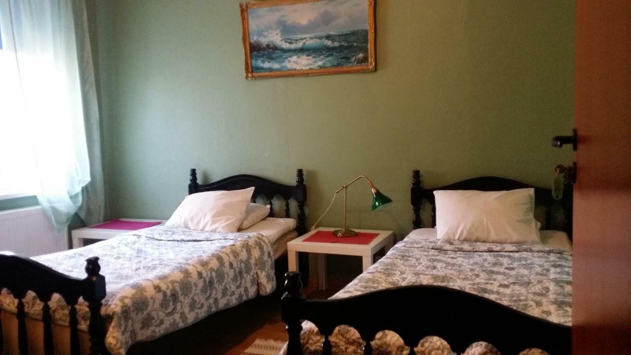 Gosciniec Ella Inn Lipniki Lipniki  Buitenkant foto