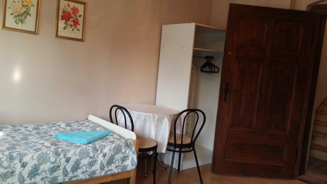 Gosciniec Ella Inn Lipniki Lipniki  Buitenkant foto