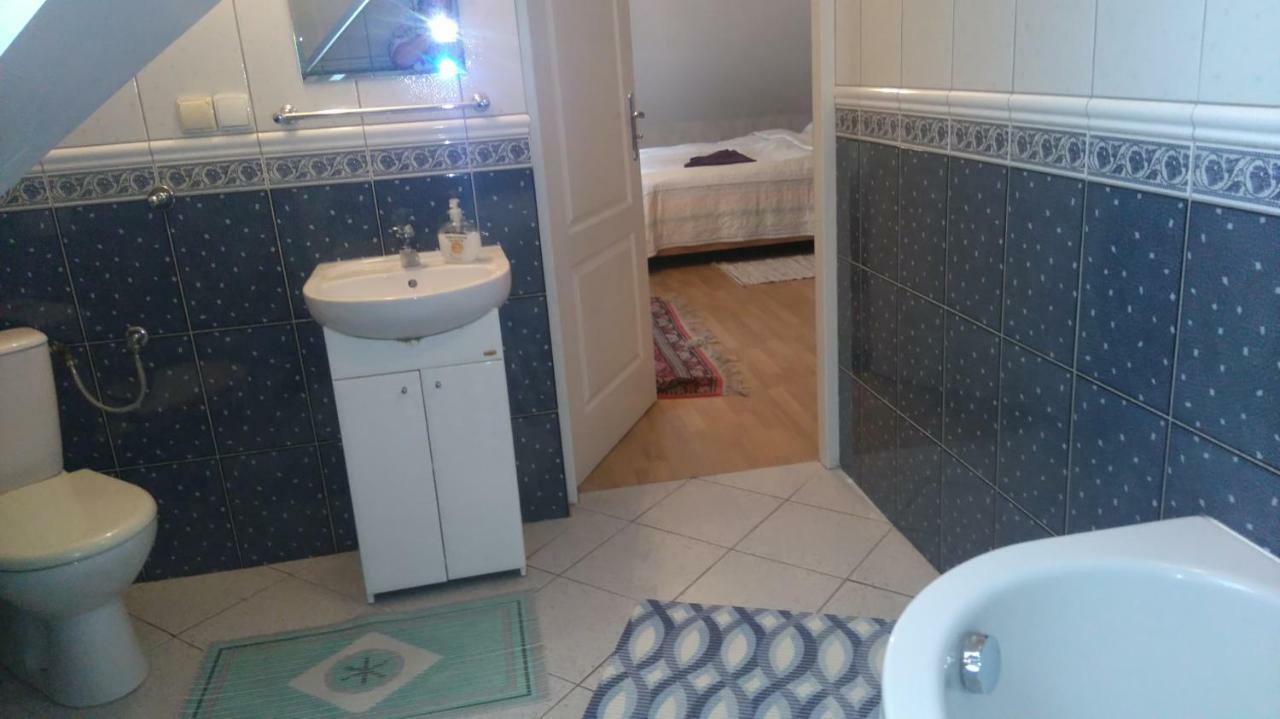 Gosciniec Ella Inn Lipniki Lipniki  Buitenkant foto