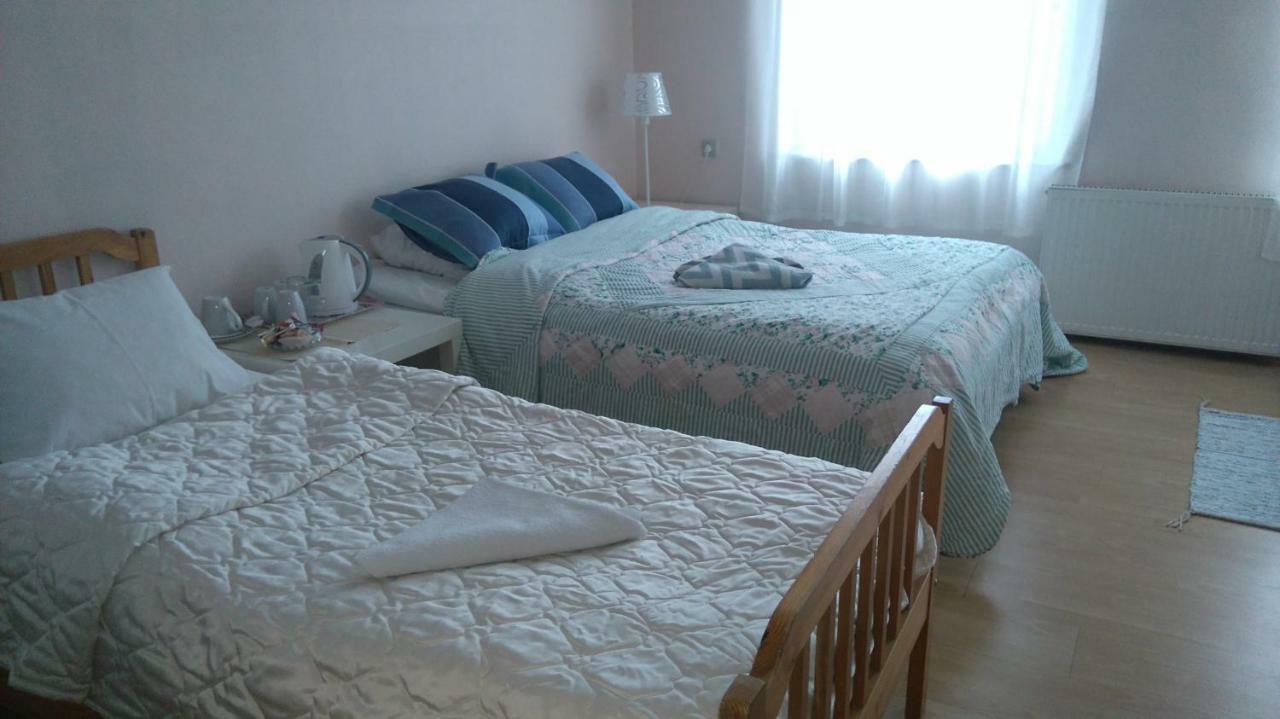 Gosciniec Ella Inn Lipniki Lipniki  Buitenkant foto